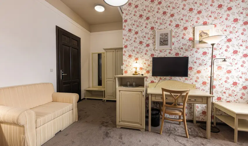 Bazilika alatti Panzi Esztergom - Romantikus Pihens Flpanzival a Hvs vszakokban (min. 2 j)