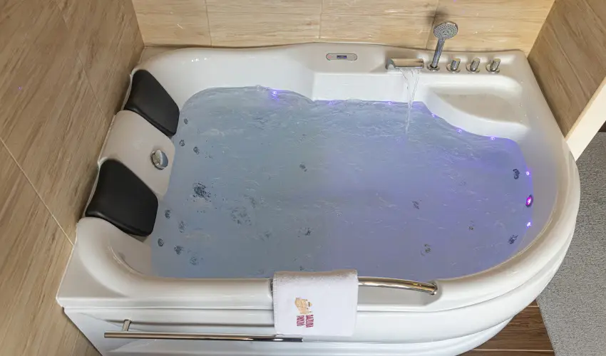 Bazilika alatti Panzi Esztergom - Romantikus Pihens Flpanzival a Hvs vszakokban (min. 2 j)