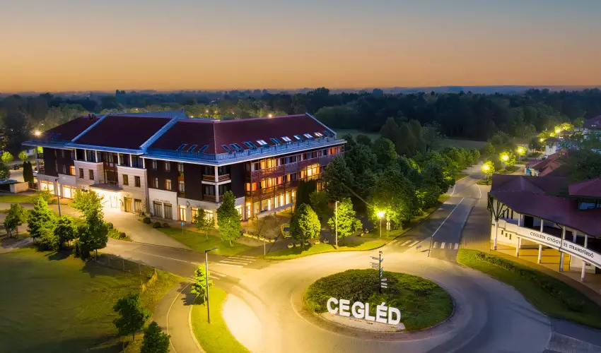 Hotel Aquarell Cegld - Legjobb r (1 jtl)