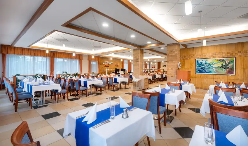 Hotel Aquarell Cegld - Legjobb r (1 jtl)