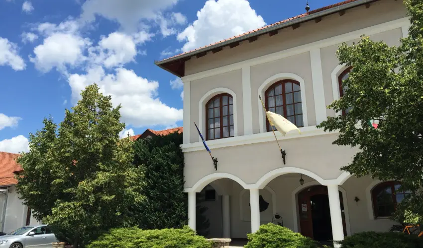 Bodrogi K�ria Wellness Hotel In�rcs - Nyugd�jas kedvezm�nyes �rak f�lpanzi�s ell�t�ssal (1 �jt�l)