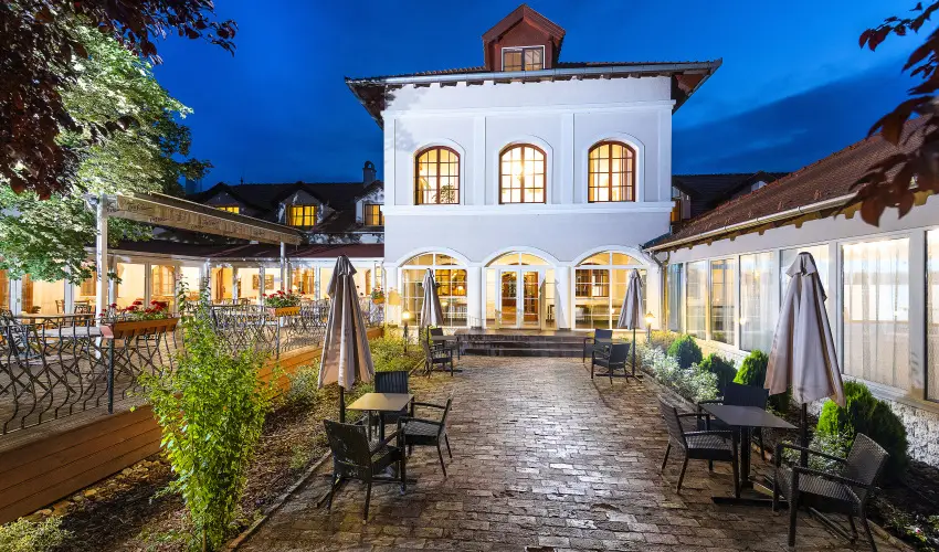 Bodrogi K�ria Wellness Hotel In�rcs - Nyugd�jas kedvezm�nyes �rak f�lpanzi�s ell�t�ssal (1 �jt�l)