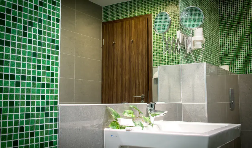 Bodrogi K�ria Wellness Hotel In�rcs - Nyugd�jas kedvezm�nyes �rak f�lpanzi�s ell�t�ssal (1 �jt�l)