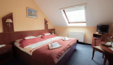 Boglrka Panzi-tterem  Mezkvesd