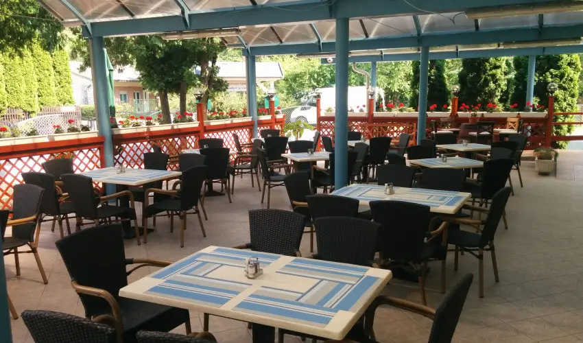 Boglárka Panzió-Étterem  Mezőkövesd - Szállás félpanziós ellátással (min. 2 éj)