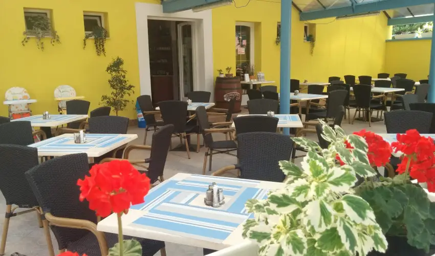 Boglárka Panzió-Étterem  Mezőkövesd - Szállás félpanziós ellátással (min. 2 éj)