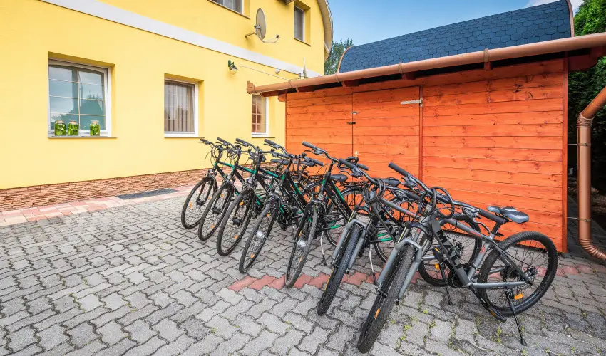 Boglárka Panzió-Étterem  Mezőkövesd - Szállás félpanziós ellátással (min. 2 éj)