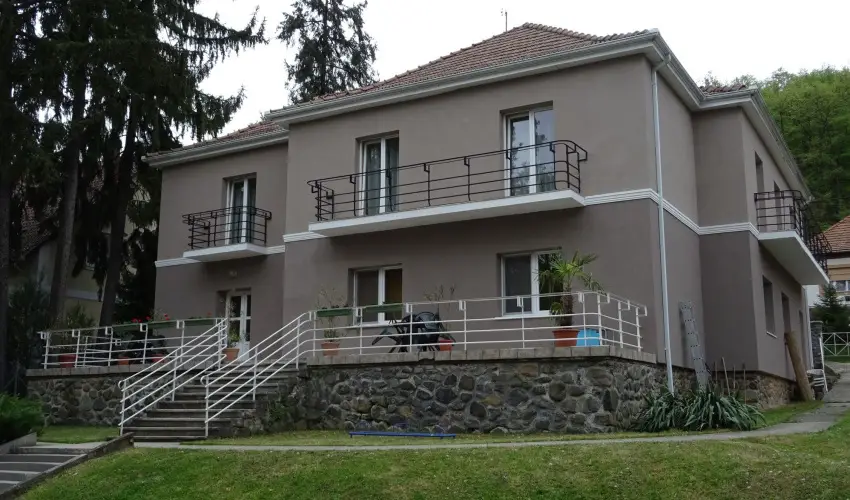 Borka Panzi Pardfrd - Nyugdjas kedvezmnyes rak reggelivel (1 jtl)