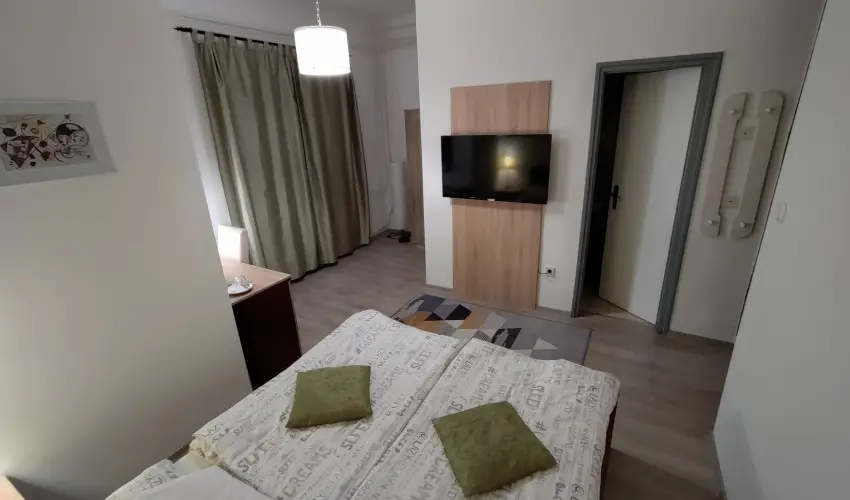 Borka Panzi Pardfrd - Nyugdjas kedvezmnyes rak reggelivel (1 jtl)