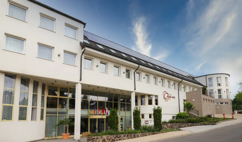 Calimbra Konferencia & Wellness Hotel Miskolctapolca - Nyugdjas kedvezmnyes r reggelis elltssal (1 jtl)