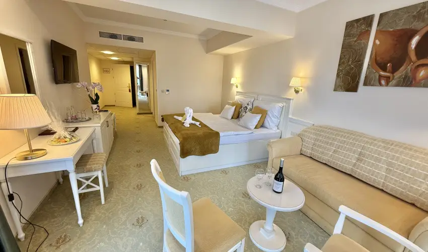 Calimbra Konferencia & Wellness Hotel Miskolctapolca - Nyugdjas kedvezmnyes r reggelis elltssal (1 jtl)