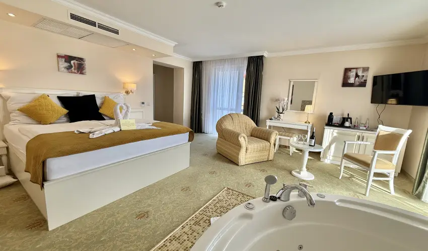 Calimbra Konferencia & Wellness Hotel Miskolctapolca - Nyugdjas kedvezmnyes r reggelis elltssal (1 jtl)