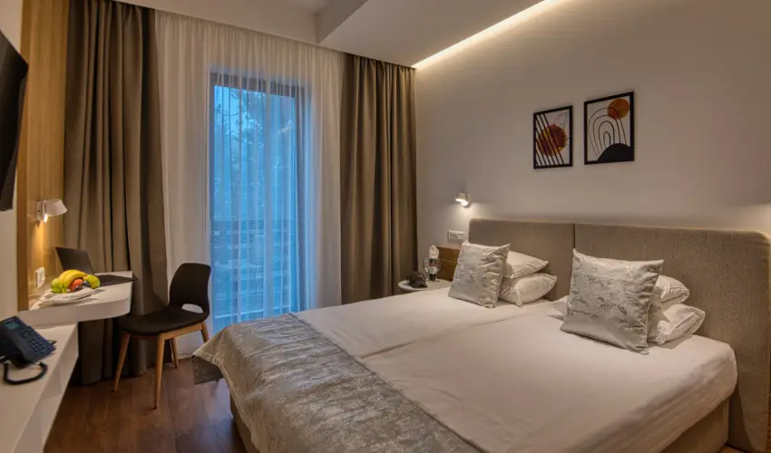 Cardoner Hotel Pilisszentkereszt - vindt Szllsvadszat Dobogkn (1 jtl)