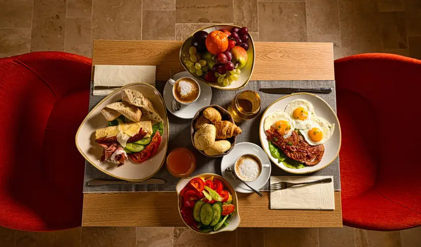 Cardoner Hotel Pilisszentkereszt - vindt Szllsvadszat Dobogkn (1 jtl)