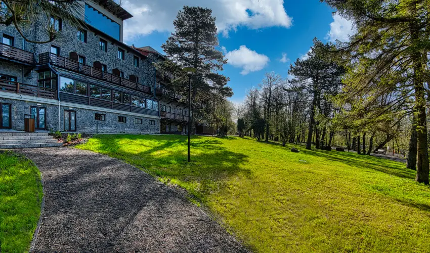 Cardoner Hotel Pilisszentkereszt - vindt Szllsvadszat Dobogkn (1 jtl)