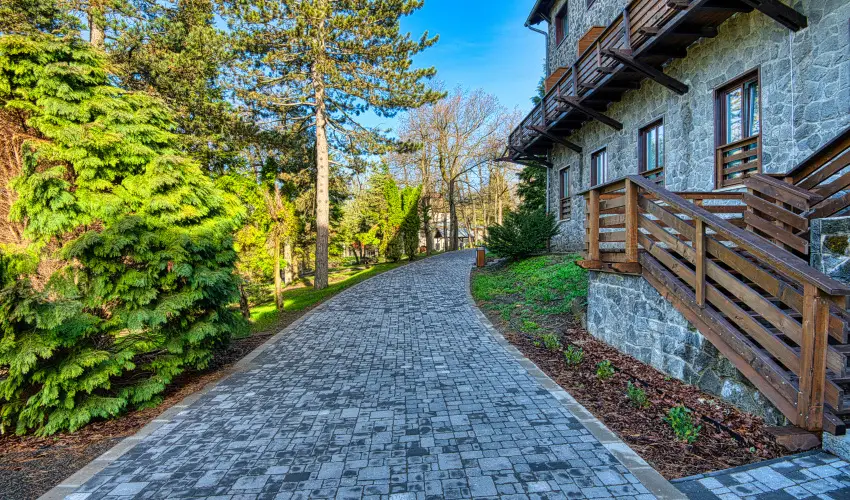 Cardoner Hotel Pilisszentkereszt - vindt Szllsvadszat Dobogkn (1 jtl)