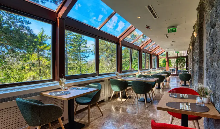 Cardoner Hotel Pilisszentkereszt - vindt Szllsvadszat Dobogkn (1 jtl)