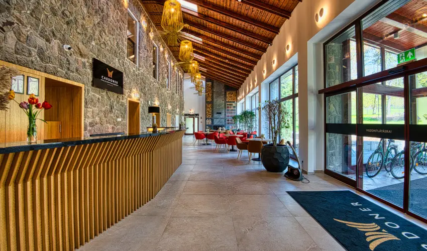 Cardoner Hotel Pilisszentkereszt - vindt Szllsvadszat Dobogkn (1 jtl)