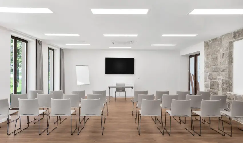 Cardoner Hotel Pilisszentkereszt - vindt Szllsvadszat Dobogkn (1 jtl)