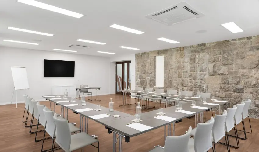 Cardoner Hotel Pilisszentkereszt - vindt Szllsvadszat Dobogkn (1 jtl)