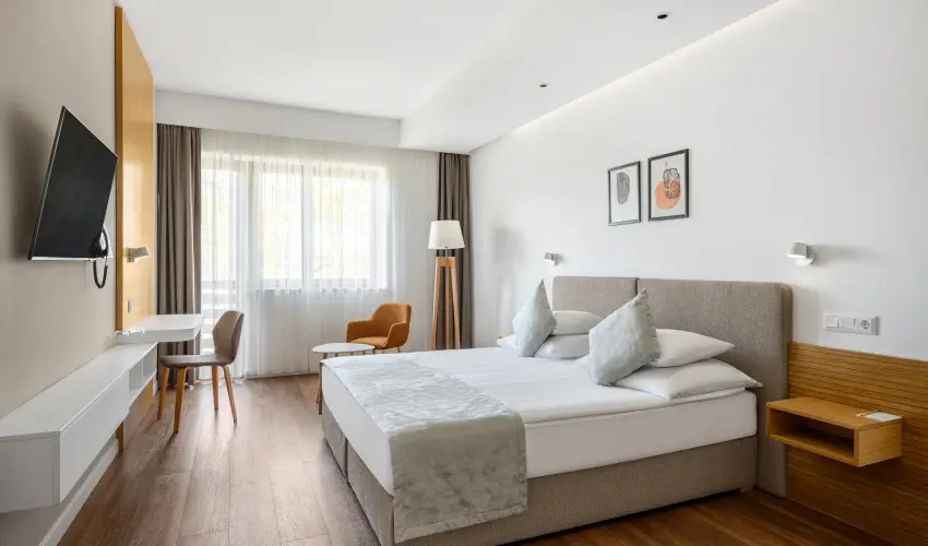 Cardoner Hotel Pilisszentkereszt - Vissza nem t�r�tend� �r f�lpanzi�val (min. 3 �j)