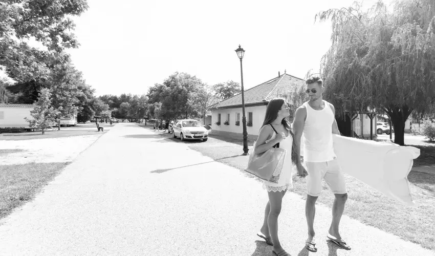 Cegl�df�rd� Apartmanpark �s Kemping Cegl�d - Nyugd�jas kedvezm�nyes �r f�rd�bel�p�vel (min. 2 �j)