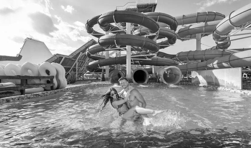 Cegl�df�rd� Apartmanpark �s Kemping Cegl�d - Nyugd�jas kedvezm�nyes �r f�rd�bel�p�vel (min. 2 �j)