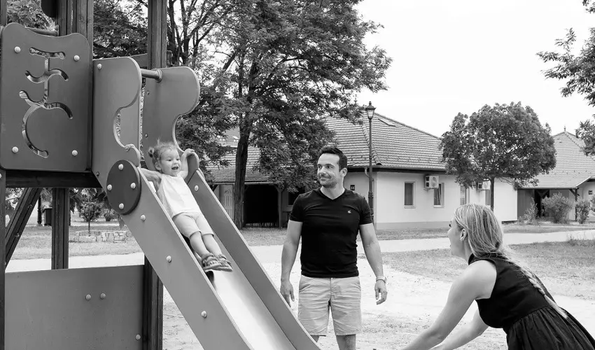 Cegl�df�rd� Apartmanpark �s Kemping Cegl�d - Nyugd�jas kedvezm�nyes �r f�rd�bel�p�vel (min. 2 �j)