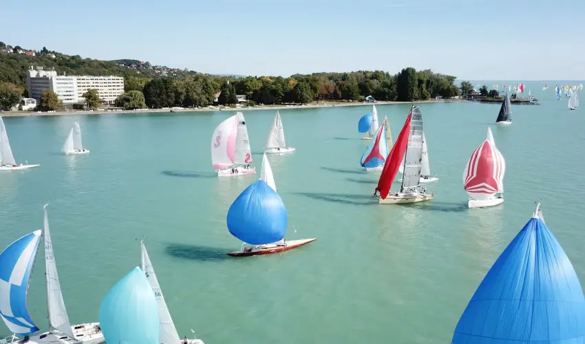 Club Tihany Hotel Tihany - Nyugdíjas kedvezményes árak félpanziós ellátással (1 éjtől)