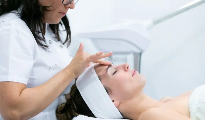 Colosseum Wellness Hotel Mrahalom - Nyugdjas kedvezmnyes r flpanzival (1 jtl)