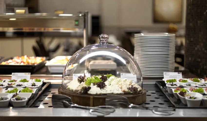 Colosseum Wellness Hotel Mrahalom - Nyugdjas kedvezmnyes r flpanzival (1 jtl)