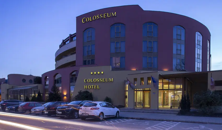 Colosseum Wellness Hotel Mrahalom - Nyugdjas kedvezmnyes r flpanzival (1 jtl)