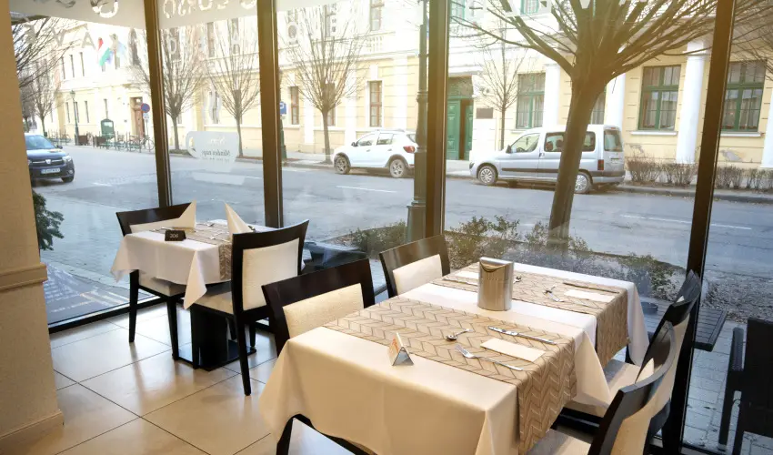 Corso Boutique Hotel Gyula - Senior pihens s wellness (min. 2 j)