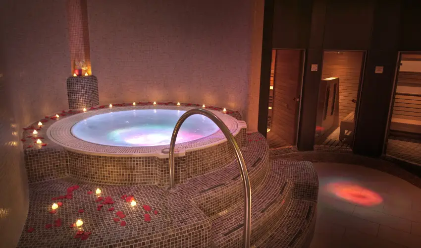 Corso Boutique Hotel Gyula - Senior pihens s wellness (min. 2 j)