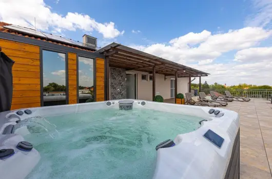 Solaris Apartman & Resort - Nyugdjas kedvezmnyes rak reggelis elltssal (1 jtl)