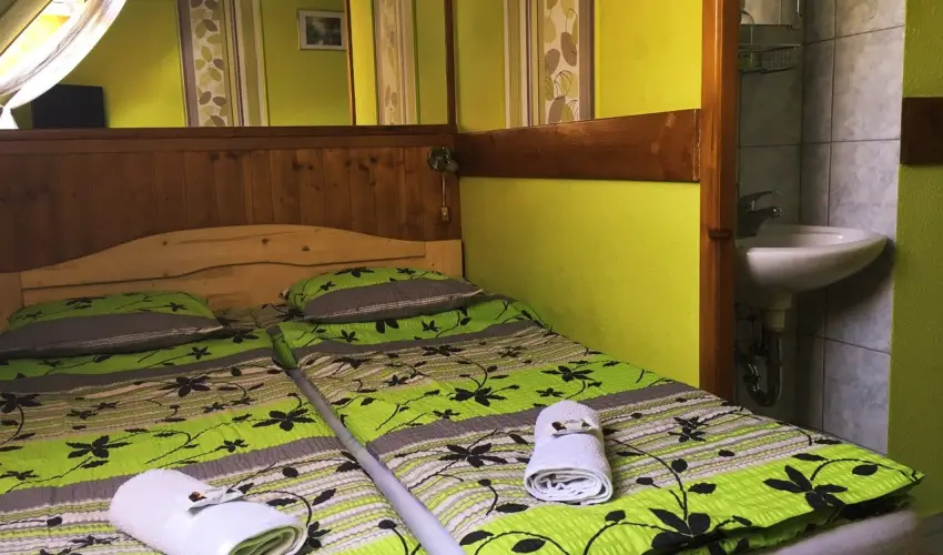 Csobog Vendghz Eger - Legjobb r nelltssal (1 jtl)