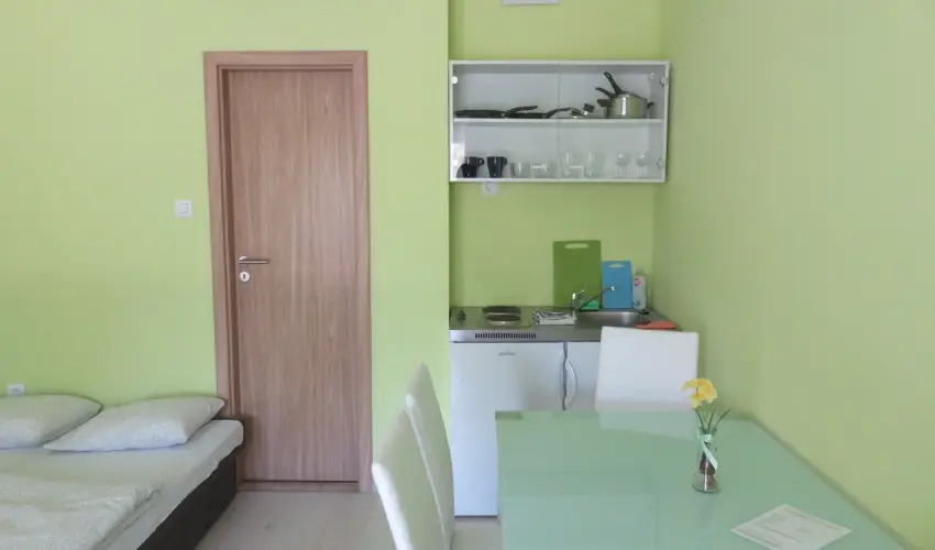 denkert Apartmanhz Gyula - Nyugdjas kedvezmnyes rak (1 jtl)