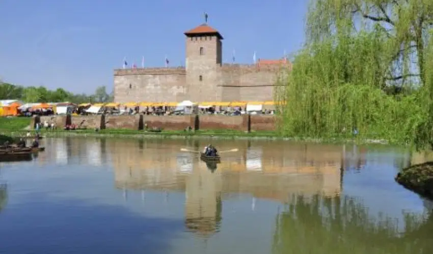 denkert Apartmanhz Gyula - Nyugdjas kedvezmnyes rak (1 jtl)