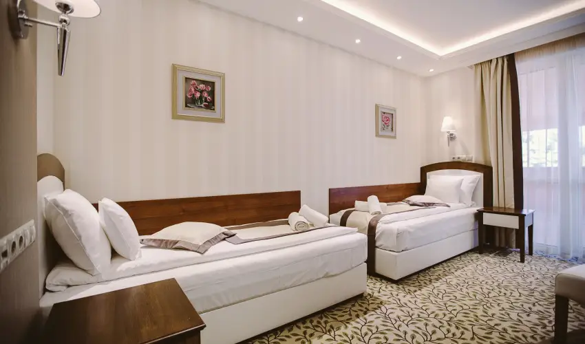 Elixr Medical Wellness Hotel Mrahalom - Nyugdjas kedvezmnyes r flpanzival, frdhasznlattal (1 jtl)