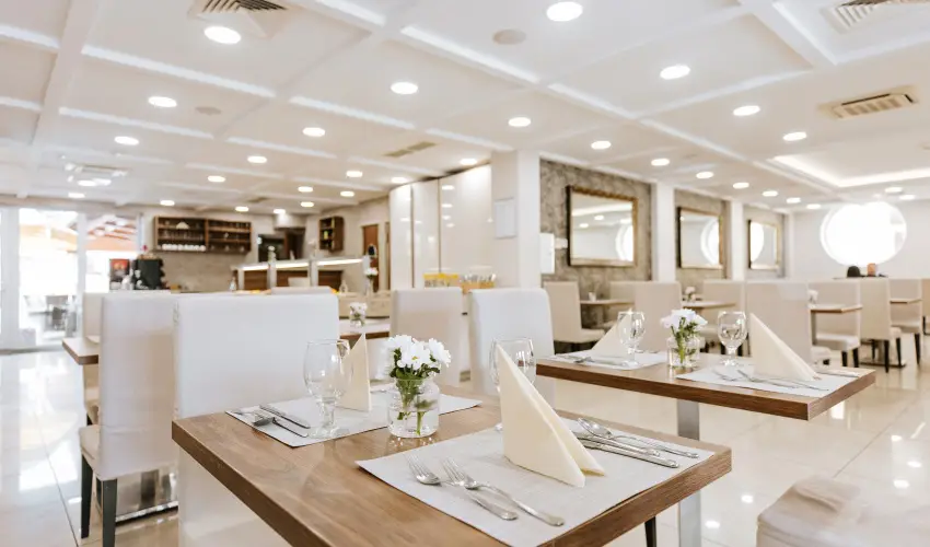 Elixr Medical Wellness Hotel Mrahalom - Nyugdjas kedvezmnyes r flpanzival, frdhasznlattal (1 jtl)