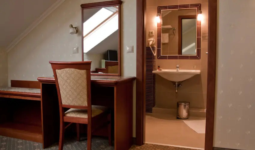 Elizabeth Hotel Gyula - Nyugdjas kedvezmnyes rak bfreggelivel (1 jtl)