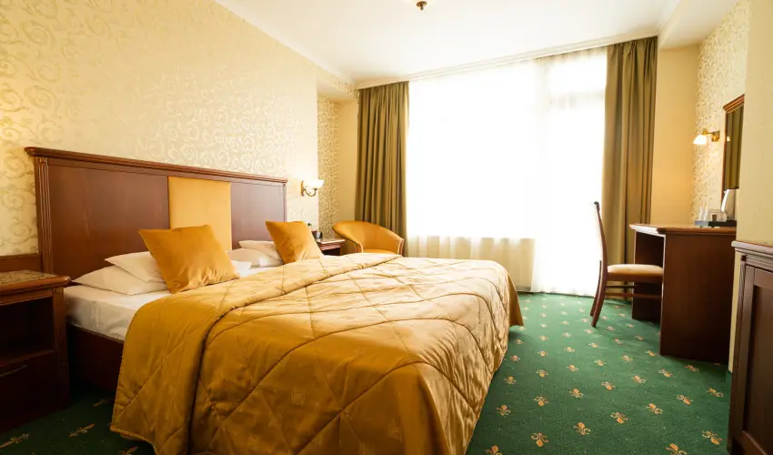 Elizabeth Hotel Gyula - Nyugdjas kedvezmnyes rak bfreggelivel (1 jtl)