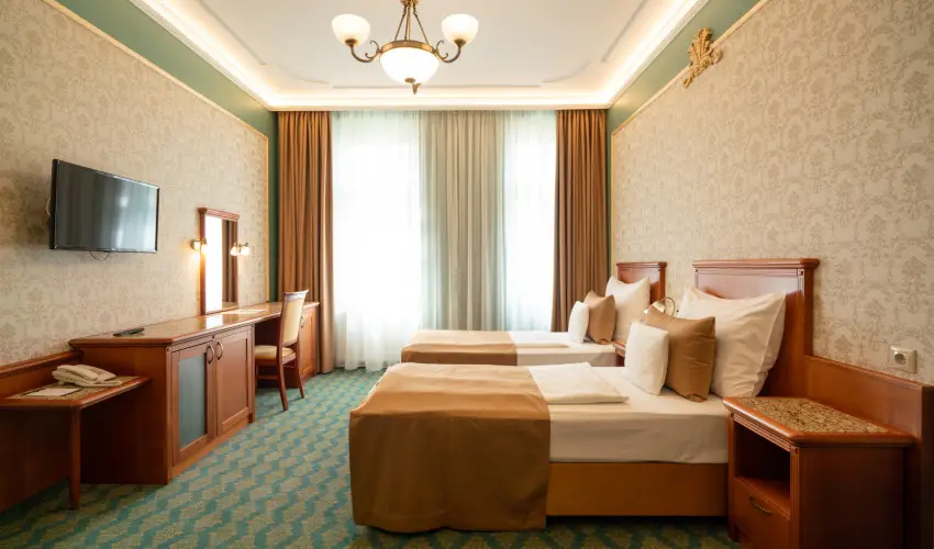 Elizabeth Hotel Gyula - Nyugdjas kedvezmnyes rak bfreggelivel (1 jtl)