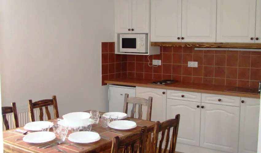 EMAN Apartmanh�z S�rv�r S�rv�r - Csal�di aj�nlat 