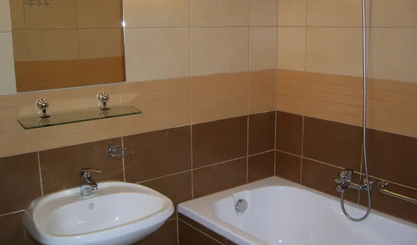 EMAN Apartmanh�z S�rv�r S�rv�r - Csal�di aj�nlat 