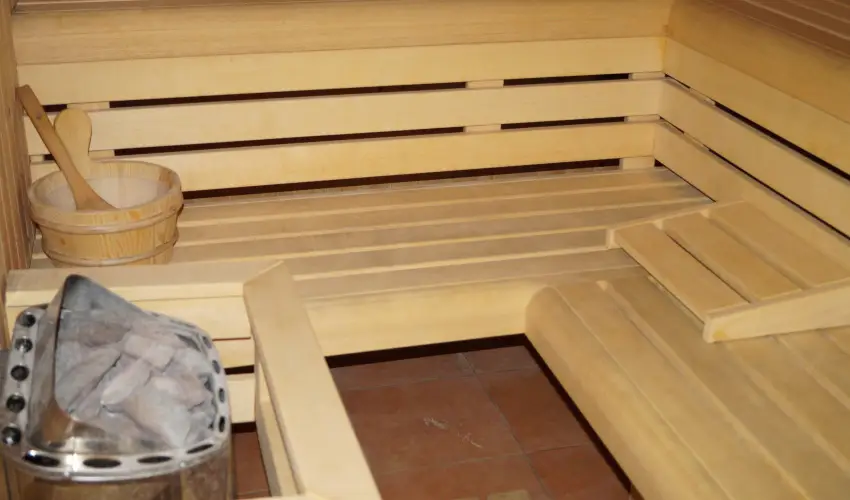 EMAN Apartmanh�z S�rv�r S�rv�r - Csal�di aj�nlat 