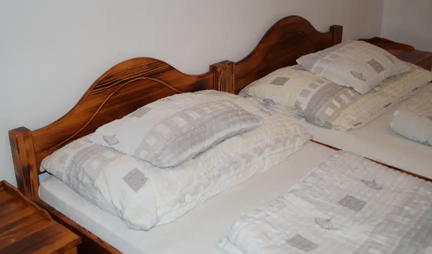 EMAN Apartmanh�z S�rv�r S�rv�r - Csal�di aj�nlat 