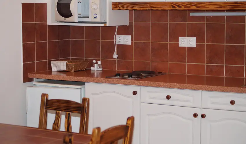 EMAN Apartmanh�z S�rv�r S�rv�r - Csal�di aj�nlat 