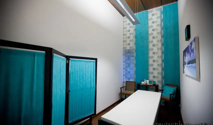 Erzsbet Nagy Szlloda Paks - Senior ajnlat (min. 2 j)