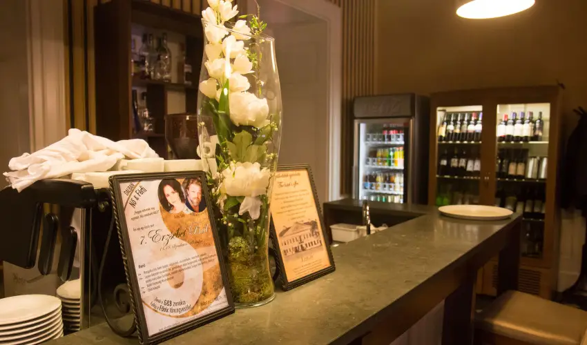 Erzsbet Nagy Szlloda Paks - Senior ajnlat (min. 2 j)